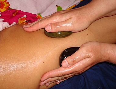 Lomi Stone Massage Ausbildung in der Lomi Akademie